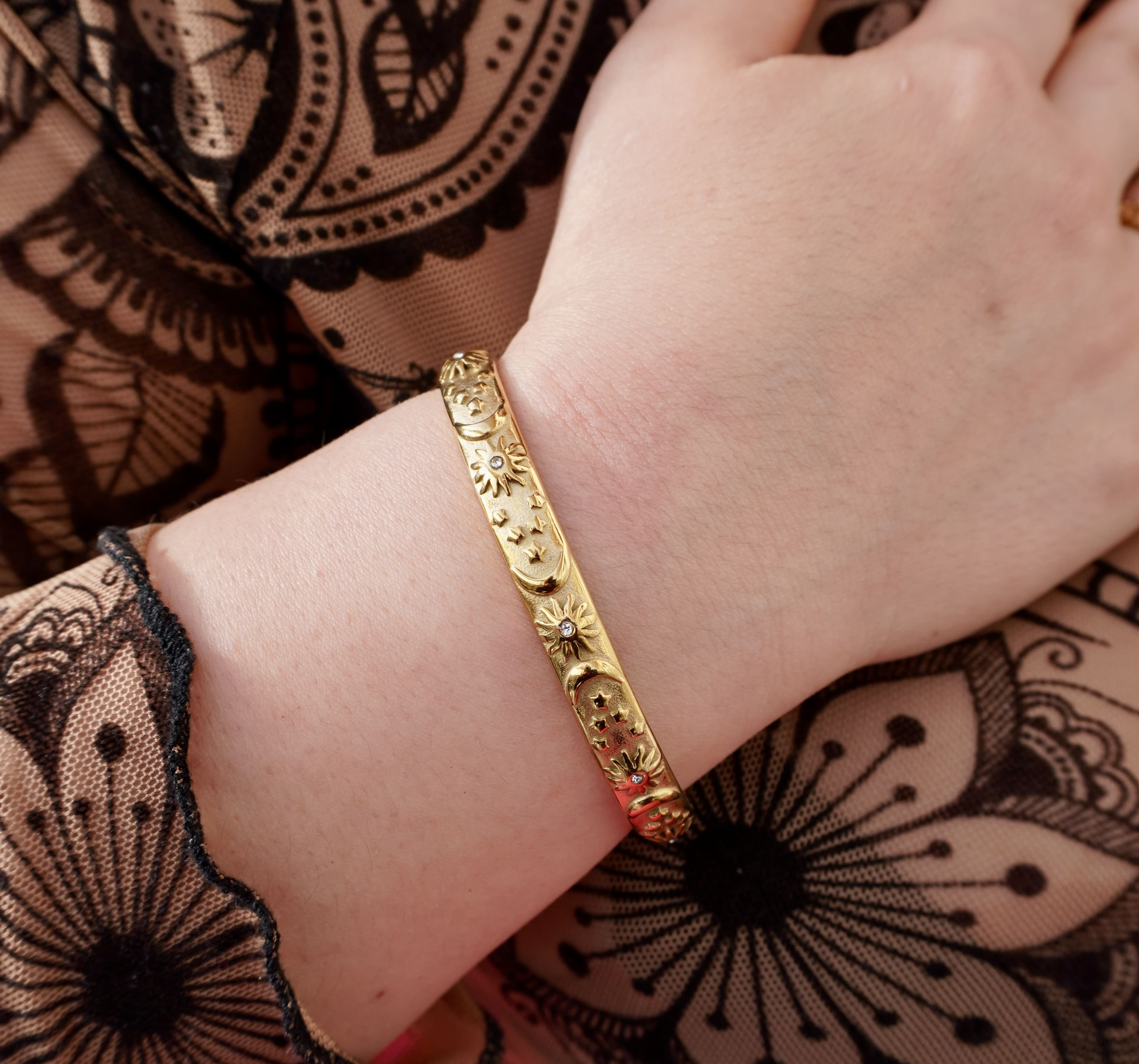 Celestia bracelet by Mareas