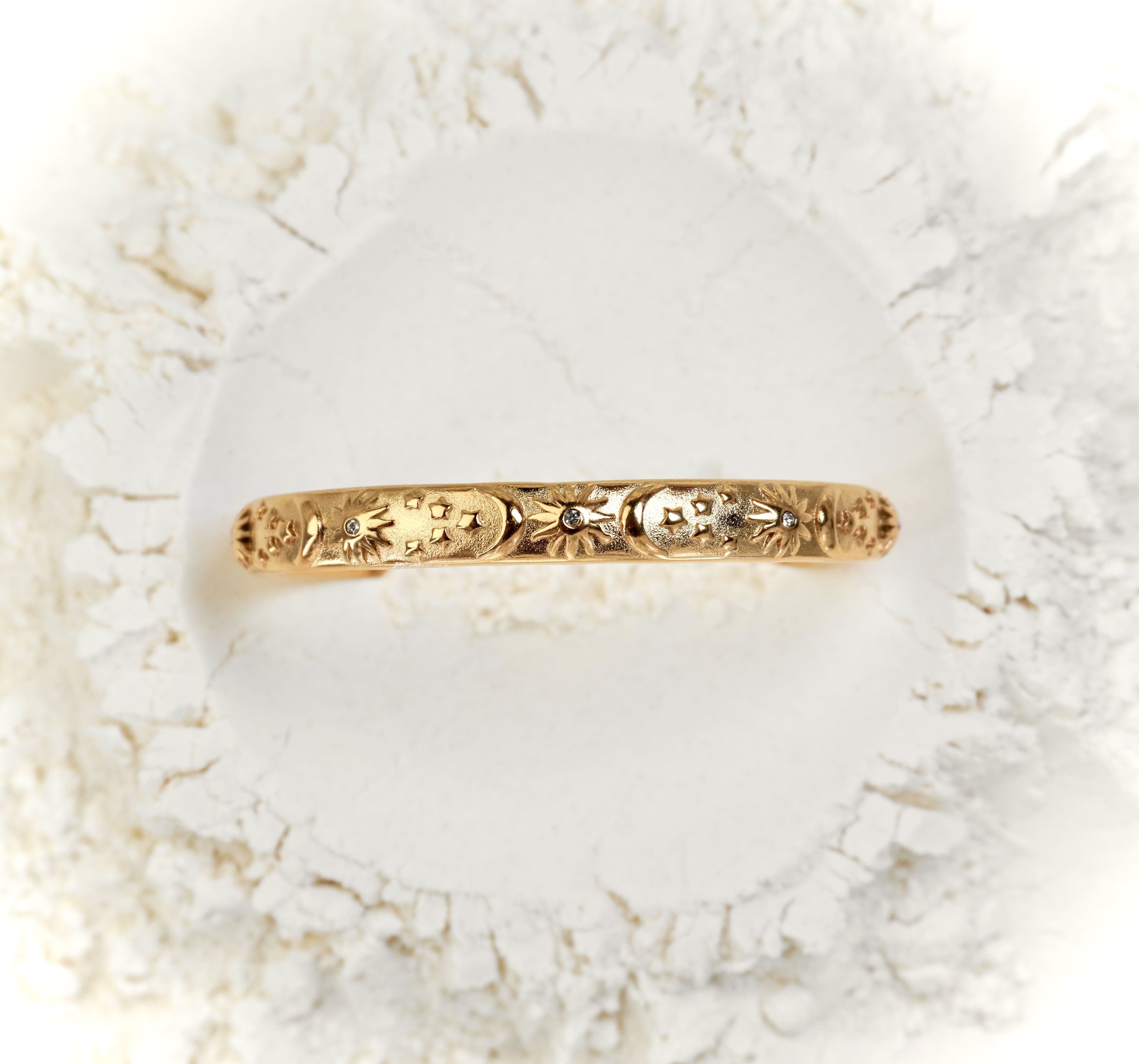 Celestia bracelet by Mareas