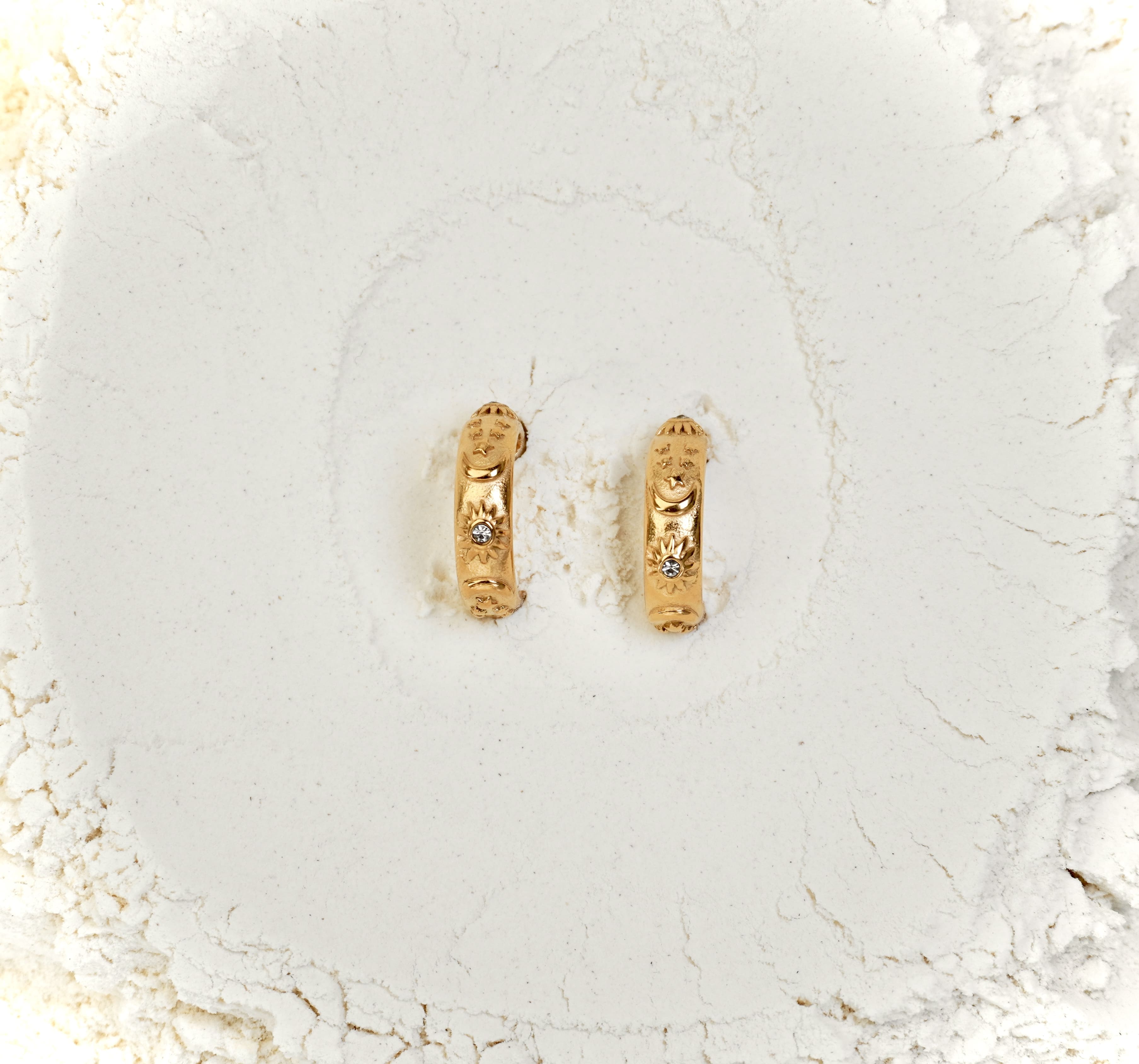 Celestia earrings by Mareas
