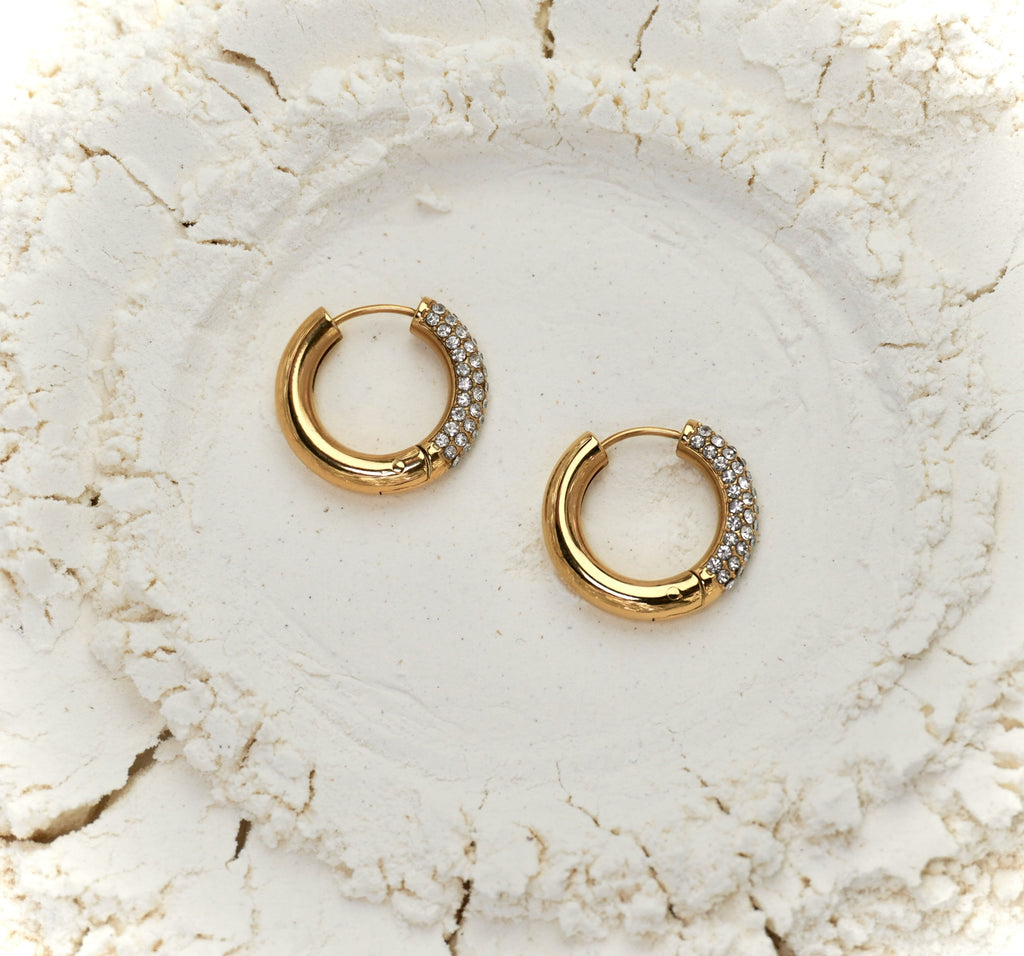 Gold stainless steel minimalist earrings Elara by Mareas