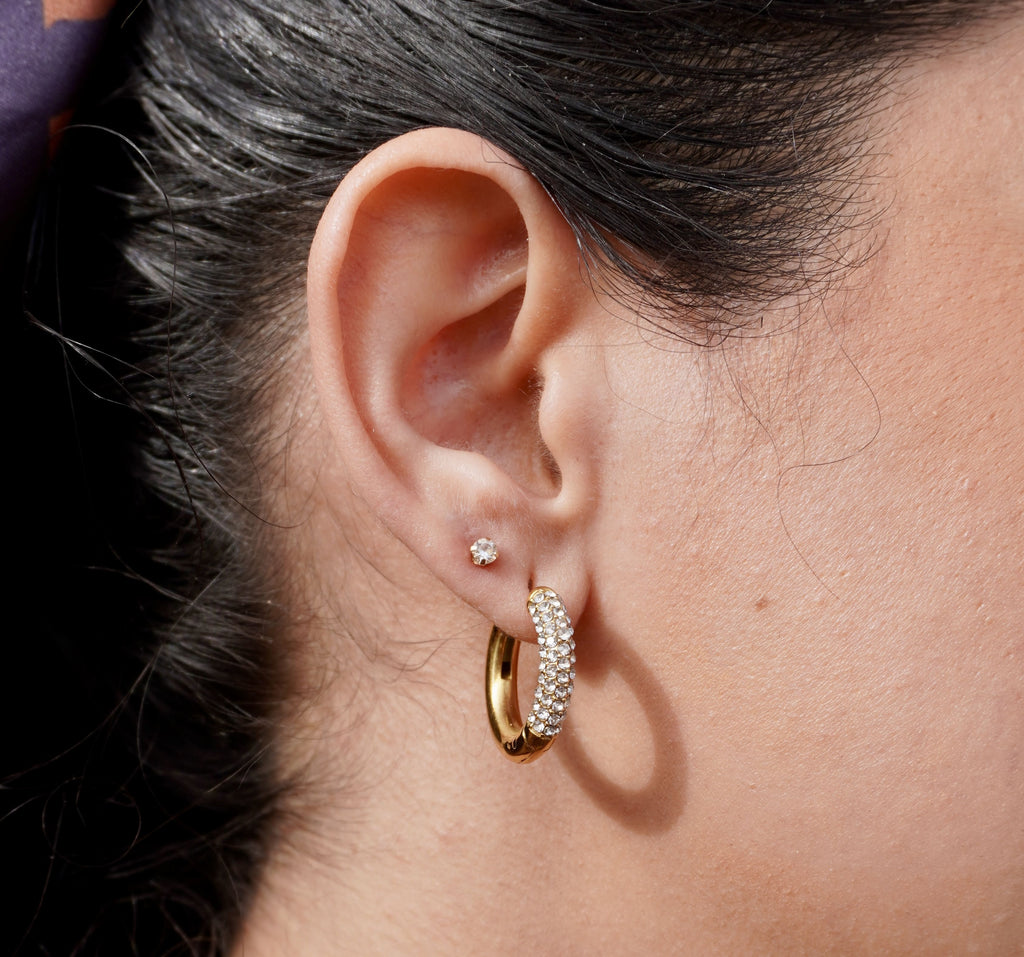 Gold stainless steel minimalist earrings Elara by Mareas
