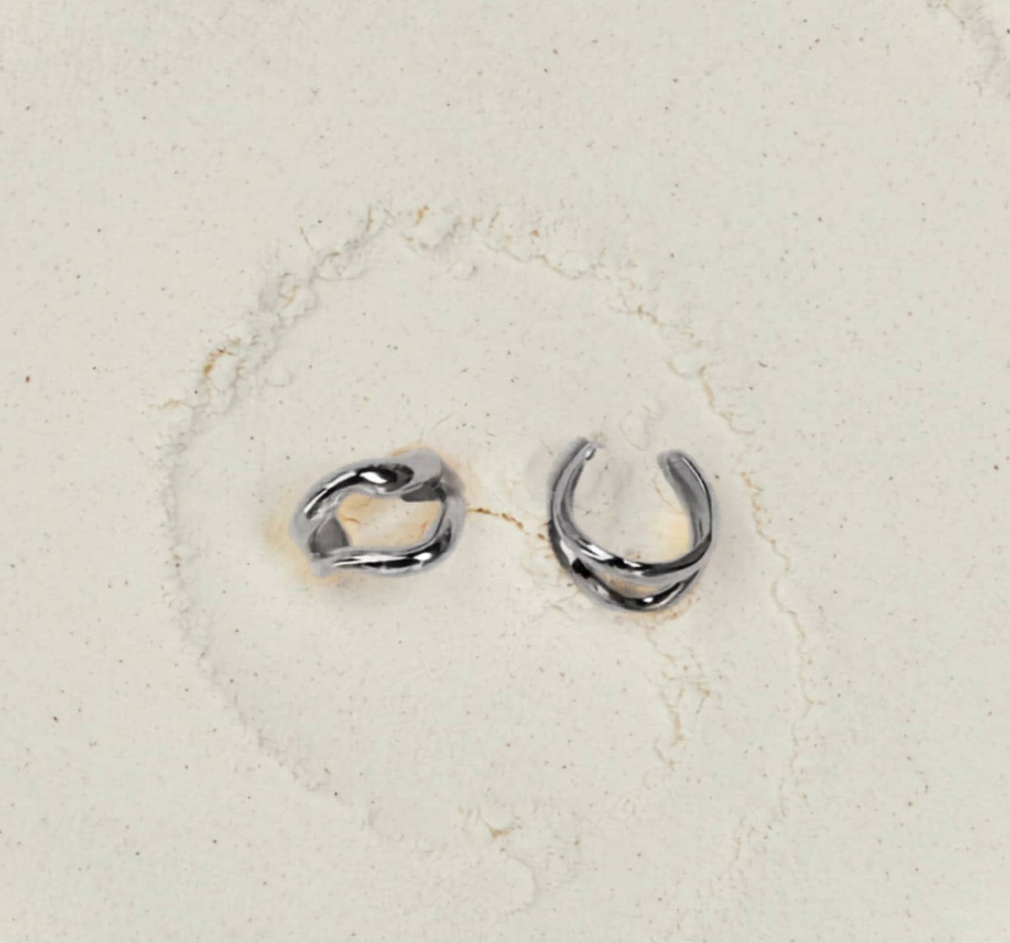 Elowen ear cuff by Mareas