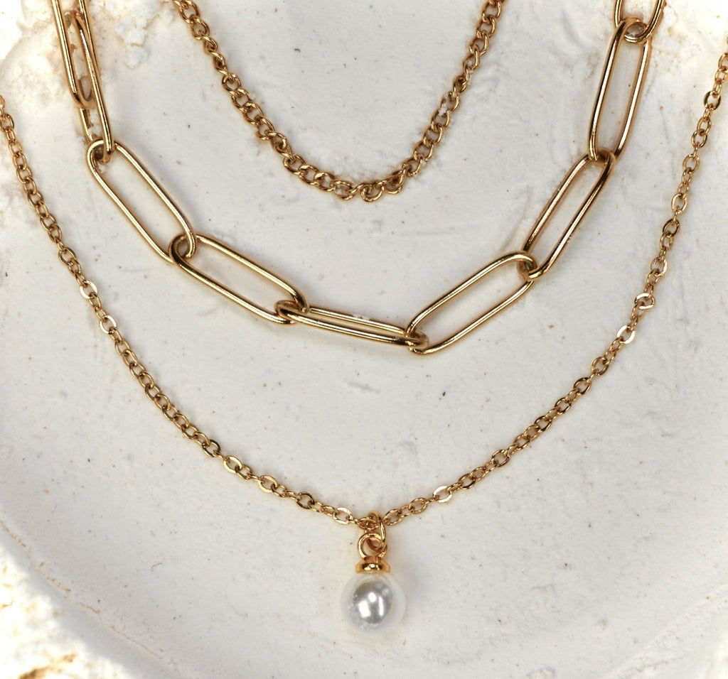 Gold layered stainless steel necklace Lyra by Mareas