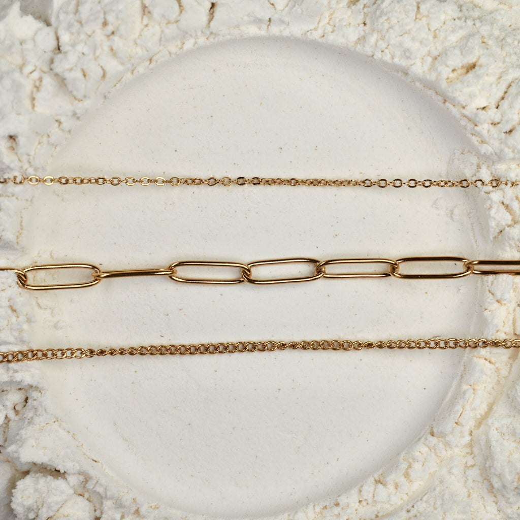 Gold layered stainless steel necklace Lyra by Mareas