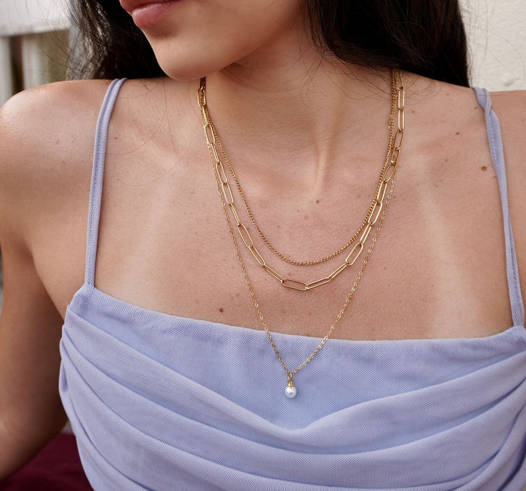 Gold layered stainless steel necklace Lyra by Mareas