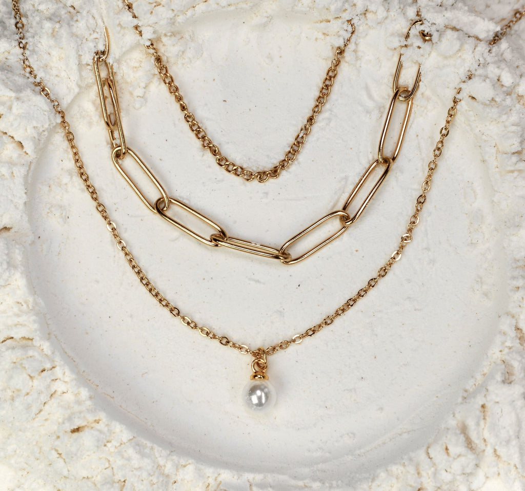Gold layered stainless steel necklace Lyra by Mareas