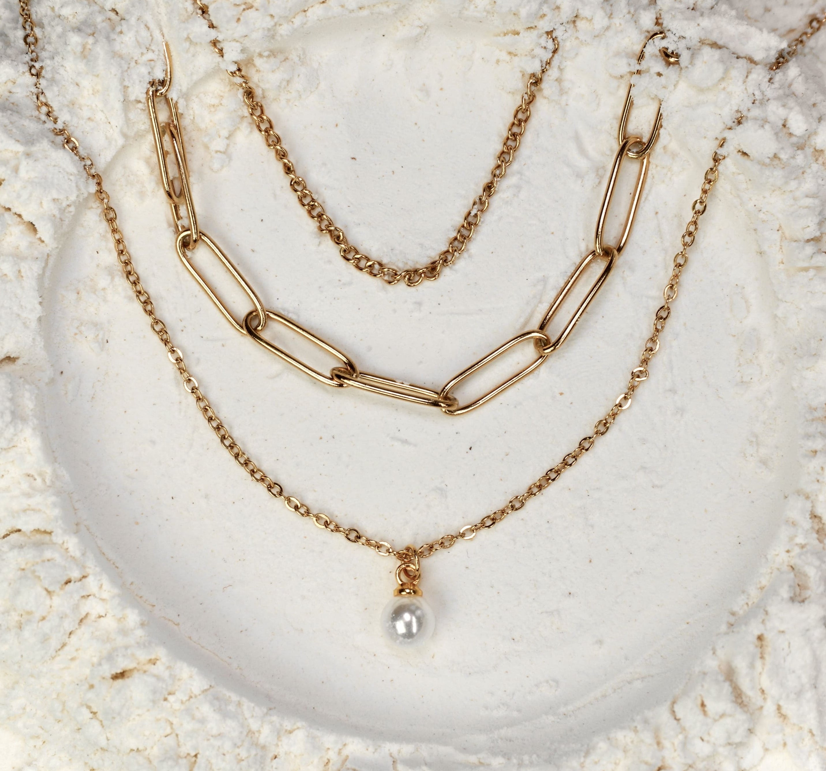 Gold layered stainless steel necklace Lyra by Mareas