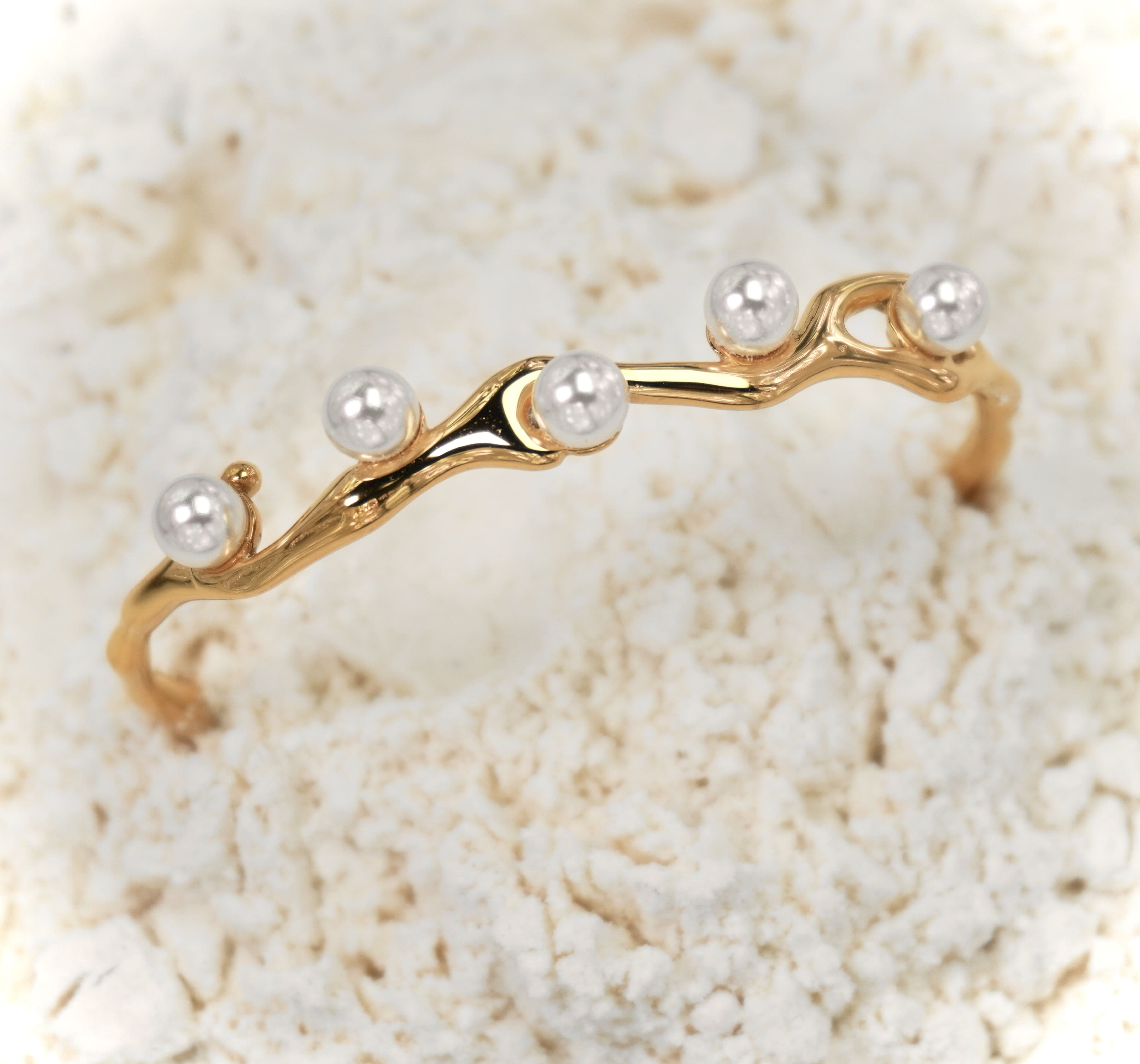 Gold stainless steel bracelet Nerina by Mareas