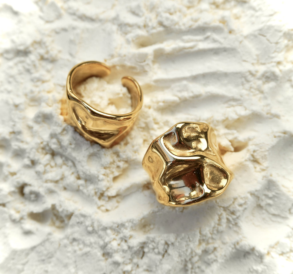 Gold 18k plated stainless steel ring Vega by Mareas